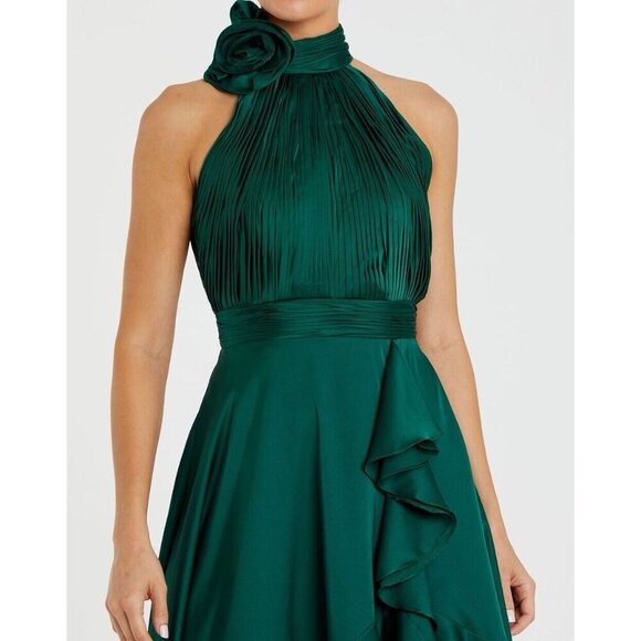 Mac Duggal Size 2 Green HALTER NECK FLOWER DETAIL RUFFLED MIDI Cocktail DRESS - Picture 2 of 9